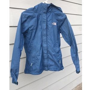 Woman’s North Face Raincoat